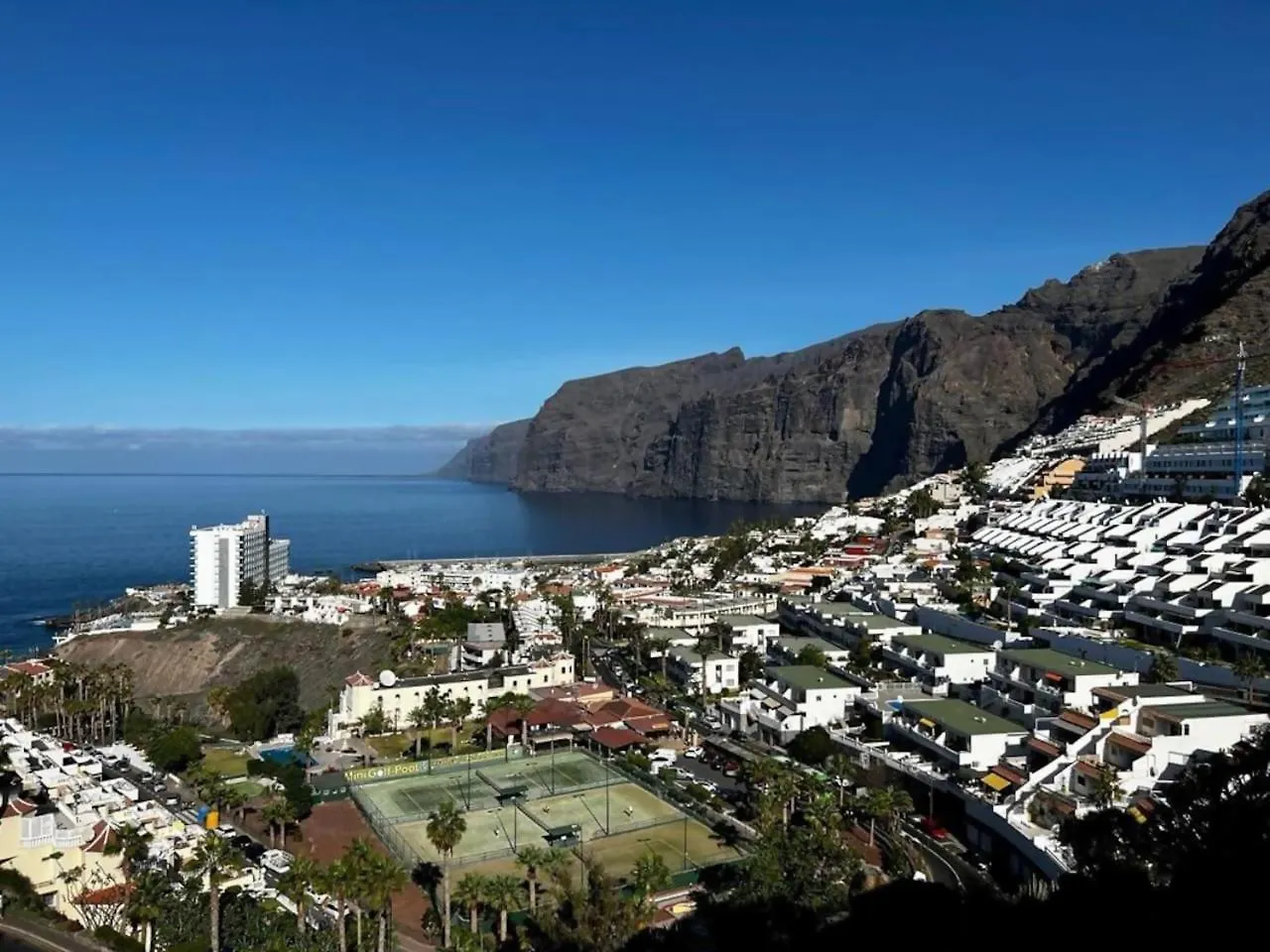 Апартаменты Apartamento Con Vistas Al Mar Пуэрто-де-Сантьяго